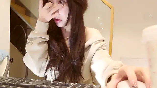 Serena-AU online show from 01/15/25, 02:13