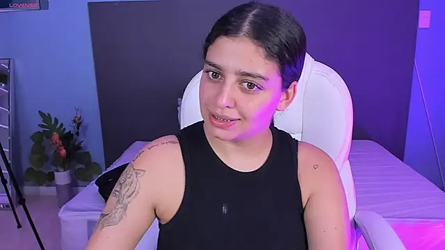 kylie reyes online show from 12/20/24, 08:34