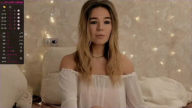 EvaSileZ online show from 11/04/25, 03:33