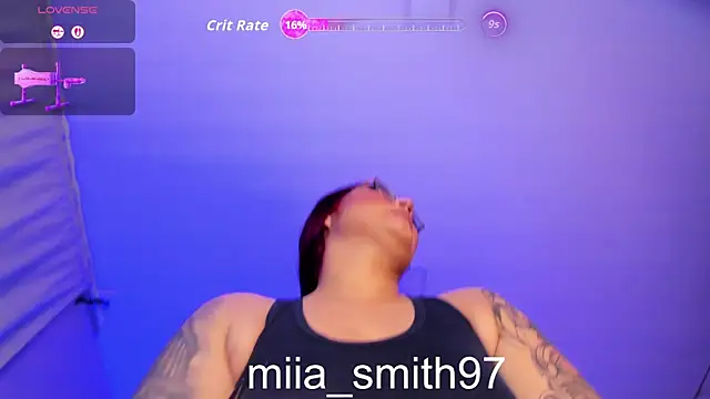 Snapshot of miia-smith97 chatting on 06/01/26, 08:32 miia-smith97 online show from 06/01/26, 08:32