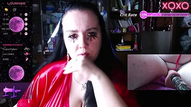 Snapshot of LeonaHarrison chatting on 10/31/25, 01:45 LeonaHarrison online show from 10/31/25, 01:45