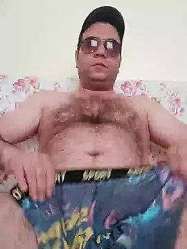 Snapshot of fraud705 chatting on 12/25/24, 12:05 fraud705 online show from 12/25/24, 12:05