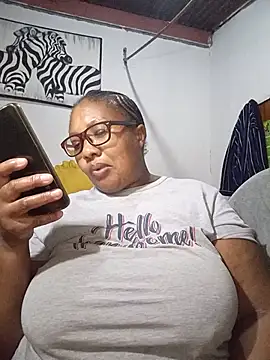 YELLOW BONE online show from 06/30/26, 09:05