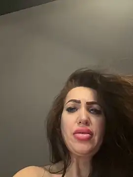 ASSYA online show from 10/04/25, 01:03