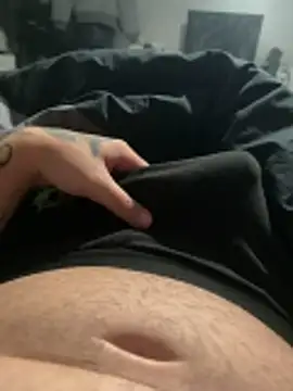 spritzerboy23 online show from 12/18/25, 11:22