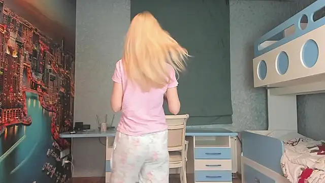 Masha 2002 online show from 04/14/26, 08:26