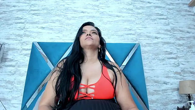 veronica salas online show from 02/25/25, 07:47