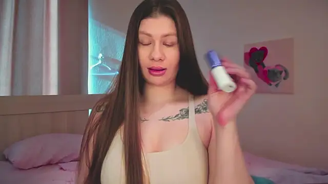 JuicyHelenX online show from 03/07/26, 01:30