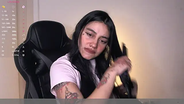 val bardot online show from 02/20/26, 01:46