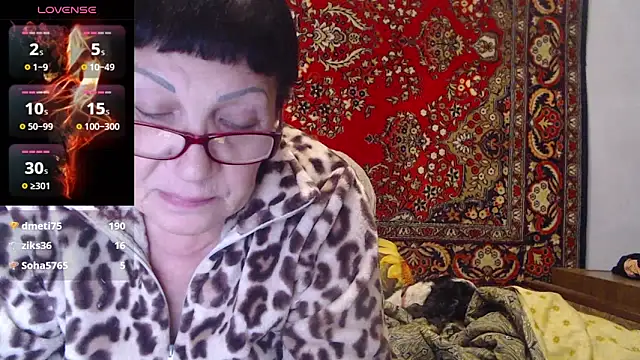Snapshot of Sandra_Carina chatting on 10/24/25, 03:41 Sandra Carina online show from 10/24/25, 03:41