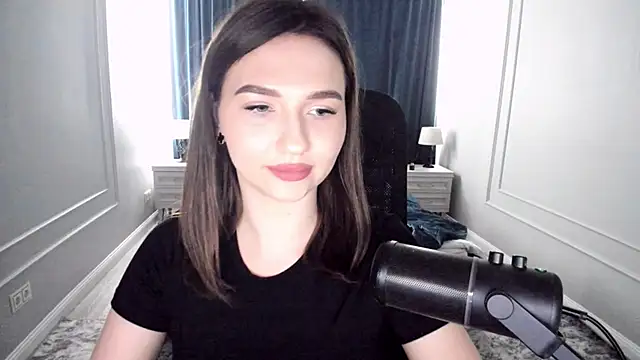 GracefulLook online show from 01/31/25, 10:31