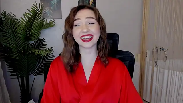 GracefulLook online show from 02/14/25, 07:33