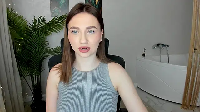 GracefulLook online show from 03/04/25, 03:22