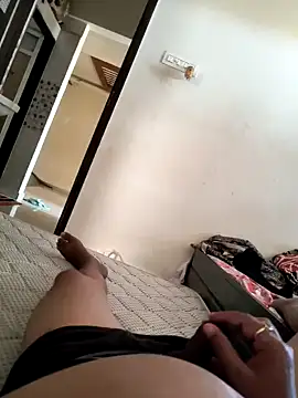 rajstrip12650 online show from 02/06/25, 10:26