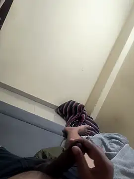 rajstrip12650 online show from 10/27/25, 03:27