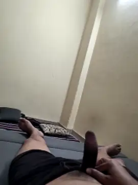 rajstrip12650 online show from 11/20/25, 12:16