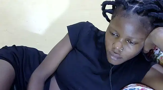 Snapshot of Slender-simple1 chatting on 02/03/25, 06:56 Slender-simple1 online show from 02/03/25, 06:56