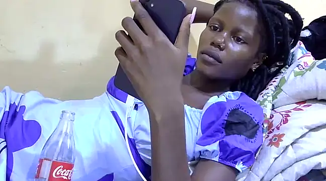 Snapshot of Slender-simple1 chatting on 02/23/25, 12:05 Slender-simple1 online show from 02/23/25, 12:05