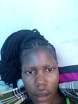 Snapshot of Slender-simple1 chatting on 09/26/25, 04:00 Slender-simple1 online show from 09/26/25, 04:00