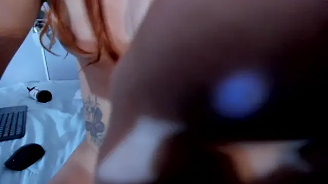 Estrella Duran online show from 04/19/26, 06:10