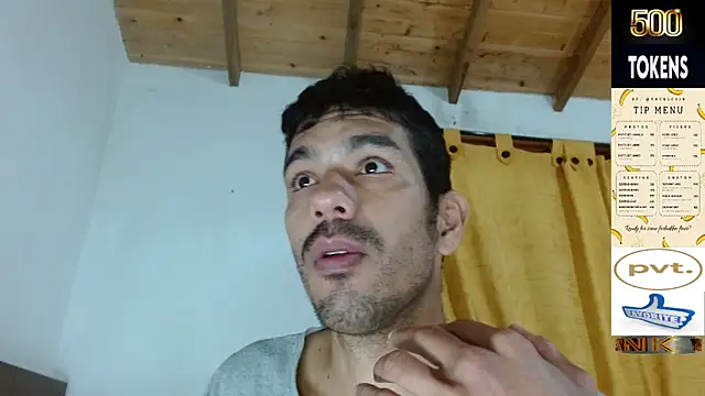 Snapshot of JohanyLatino chatting on 05/18/26, 04:07 JohanyLatino online show from 05/18/26, 04:07