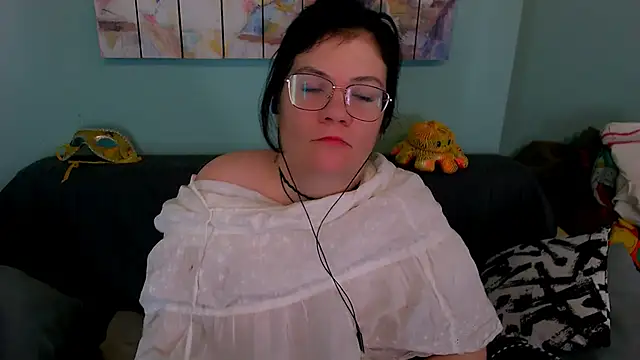 EverlyRays online show from 04/15/26, 02:29