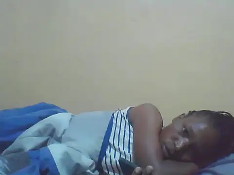 Smillie prety online show from 11/17/25, 03:45