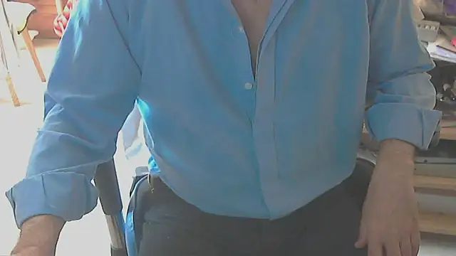 angelgarcia269 online show from 10/05/25, 01:42