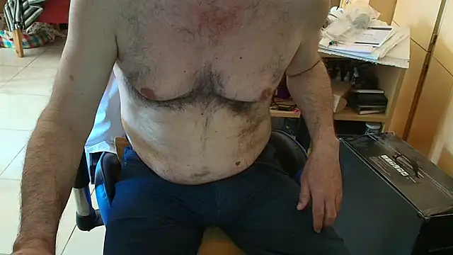 angelgarcia269 online show from 11/11/25, 12:05