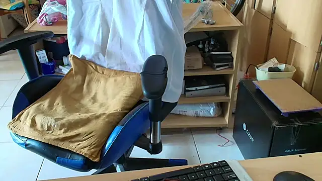 angelgarcia269 online show from 12/21/25, 01:51