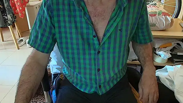 angelgarcia269 online show from 01/06/26, 12:42