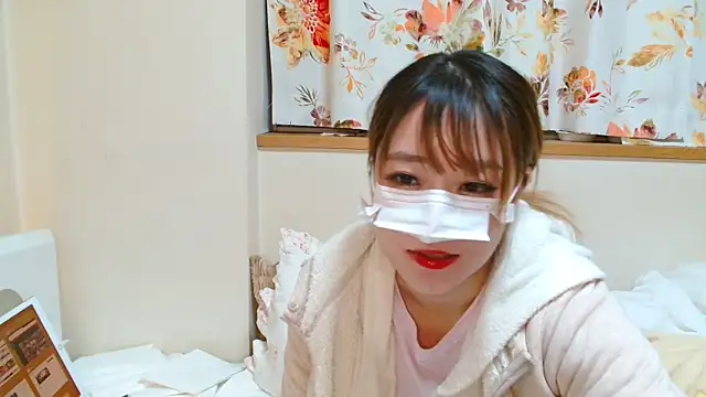 liliyRiSAcha-n online show from 12/21/24, 06:55