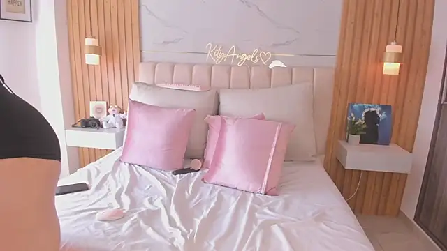 kityangelss online show from 08/09/26, 07:30