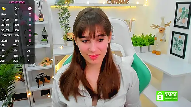  Eliizabeth  online show from 02/21/25, 10:04