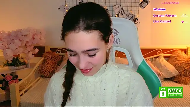  Eliizabeth  online show from 02/20/26, 10:43