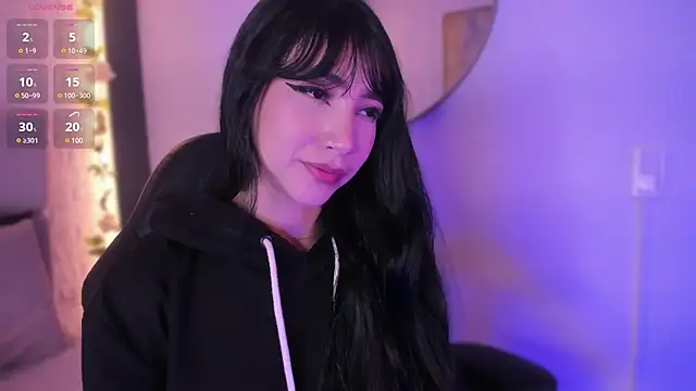 emma woods  online show from 12/15/24, 03:31