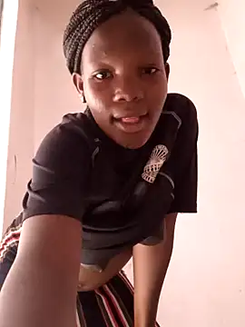 Snapshot of sweet_zara01 chatting on 01/12/25, 02:41 sweet zara01 online show from 01/12/25, 02:41