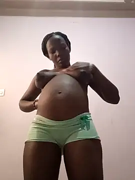 Snapshot of sweet_zara01 chatting on 01/19/25, 10:17 sweet zara01 online show from 01/19/25, 10:17