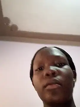 Snapshot of sweet_zara01 chatting on 01/19/25, 02:17 sweet zara01 online show from 01/19/25, 02:17