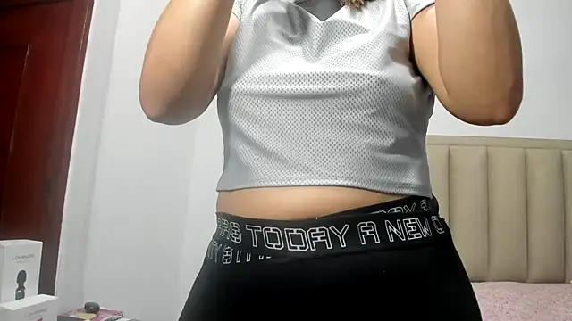 Chloemiller89 online show from 02/09/26, 10:36