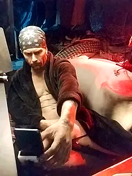 Snapshot of JaxxxRiott chatting on 03/01/25, 12:23 JaxxxRiott online show from 03/01/25, 12:23