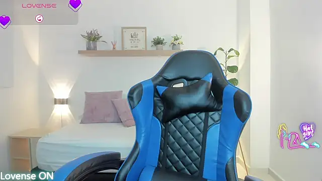 nataly rodri online show from 04/22/26, 02:03