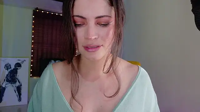 Snapshot of Emma__Blanco chatting on 10/06/25, 09:01 Emma Blanco online show from 10/06/25, 09:01