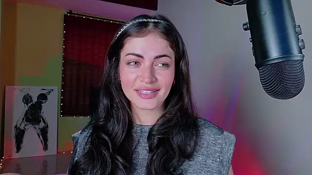 Snapshot of Emma__Blanco chatting on 11/23/25, 08:41 Emma Blanco online show from 11/23/25, 08:41