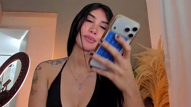 Snapshot of GarciaMilu chatting on 05/26/26, 02:07 GarciaMilu online show from 05/26/26, 02:07