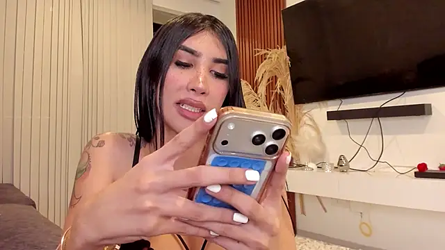 Snapshot of GarciaMilu chatting on 06/06/26, 03:22 GarciaMilu online show from 06/06/26, 03:22