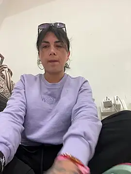 missdirtyhot  online show from 03/04/25, 11:40