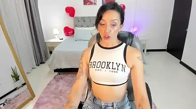 Kristen Garner online show from 02/17/25, 07:53