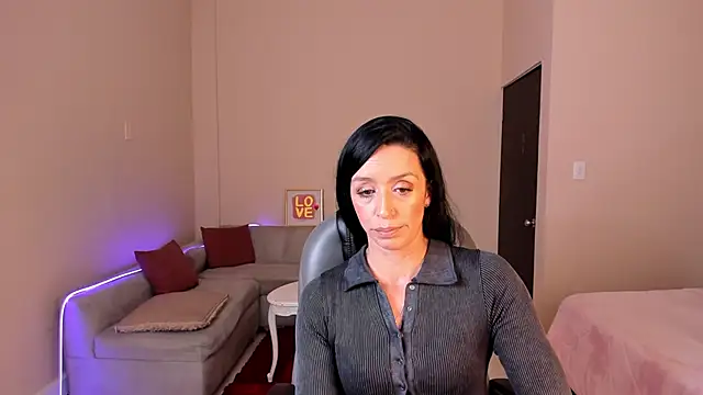 Kristen Garner online show from 05/25/26, 08:15