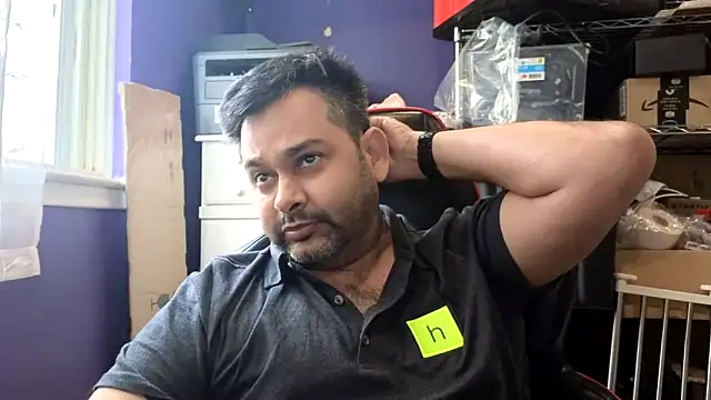 Snapshot of Sakhtlaundaz chatting on 04/30/26, 02:01 Sakhtlaundaz online show from 04/30/26, 02:01